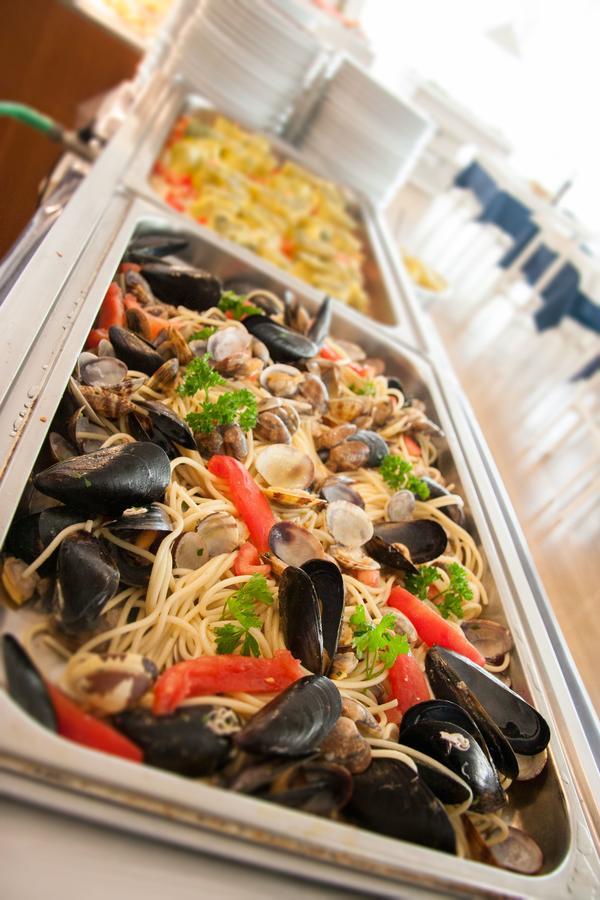 Hotel Raffaello 切塞纳蒂科 外观 照片
